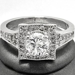 2.36 ctw White Sapphire Ring